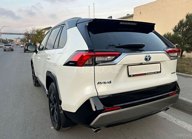 Toyota RAV4 2022, 15,000 km - 2.5 l - Bakı