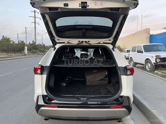 Toyota RAV4 2022, 15,000 km - 2.5 l - Bakı