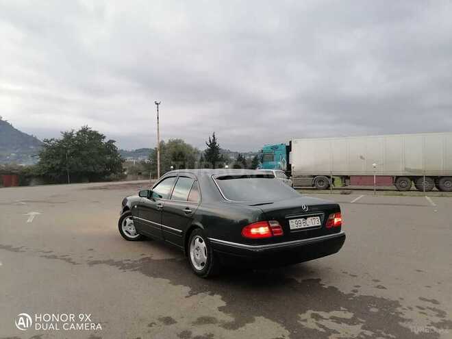 Mercedes E 240 1998, 401,000 km - 2.4 l - Astara