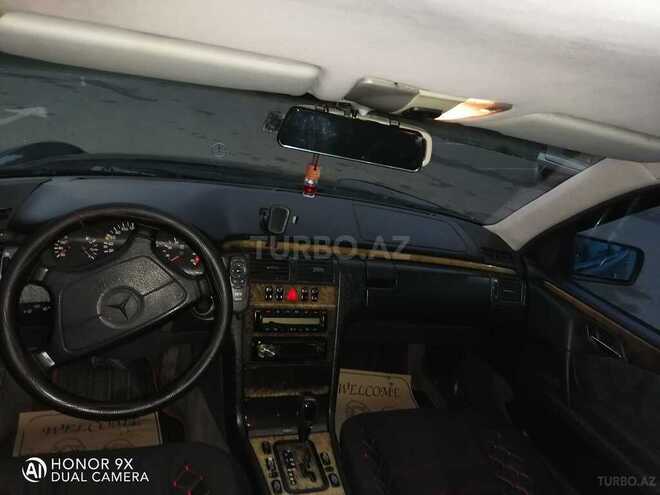 Mercedes E 240 1998, 401,000 km - 2.4 l - Astara