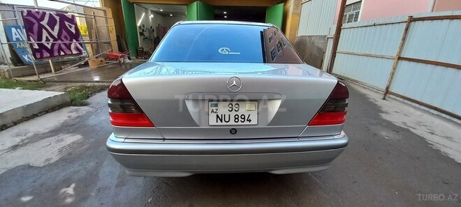 Mercedes C 230 1999, 260,000 km - 2.3 l - Xaçmaz