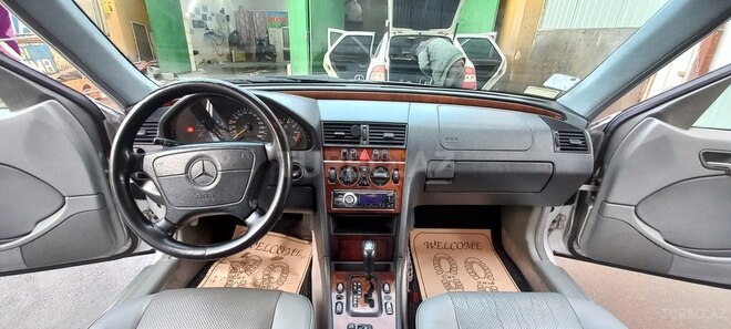 Mercedes C 230 1999, 260,000 km - 2.3 l - Xaçmaz