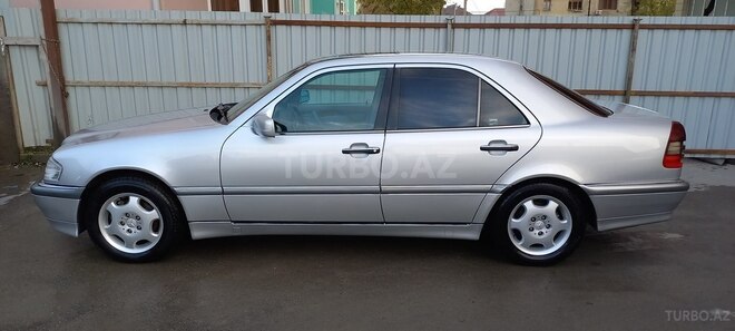 Mercedes C 230 1999, 260,000 km - 2.3 l - Xaçmaz