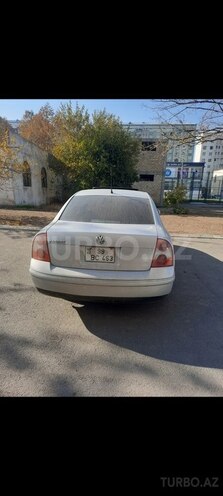 Volkswagen Passat 2004, 180 km - 0.3 l - Gəncə