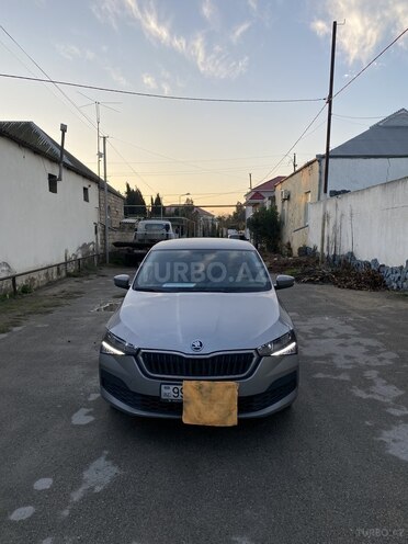 Skoda Rapid 2021, 39,780 km - 1.6 l - Bakı