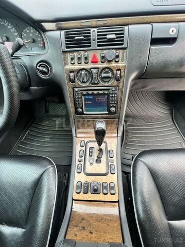 Mercedes E 320 2000, 292,000 km - 3.2 l - Bakı