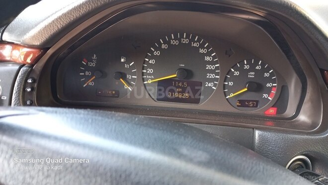 Mercedes E 200 2000, 319,825 km - 2.0 l - Bakı