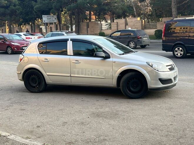 Opel Astra 2006, 188,300 km - 1.4 l - Bakı