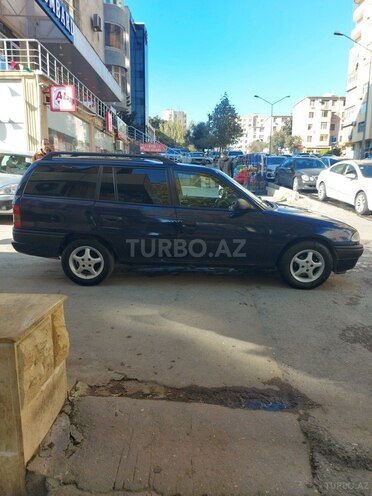 Opel Astra 1996, 282,000 km - 1.6 l - Bakı