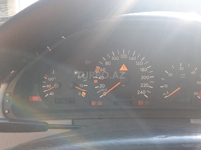 Mercedes E 230 1996, 300,500 km - 2.3 l - Bakı