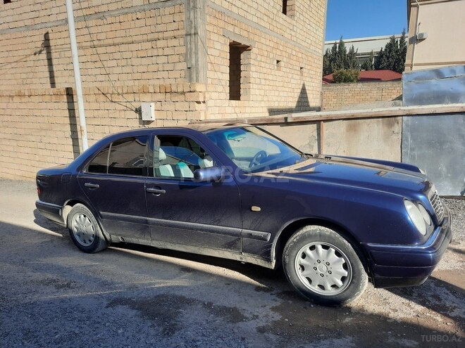Mercedes E 230 1996, 300,500 km - 2.3 l - Bakı