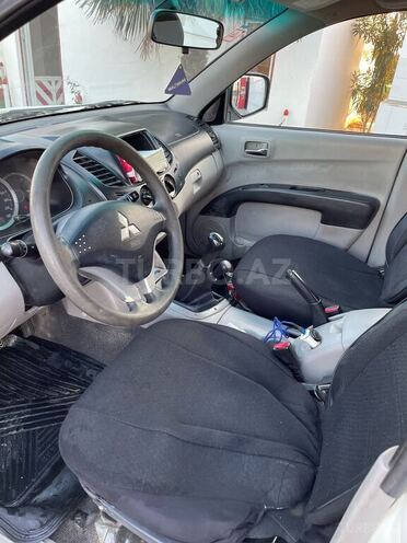 Mitsubishi L200 2011, 356,000 km - 2.5 l - Hacıqabul