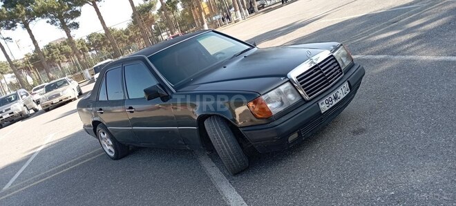 Mercedes E 250 1993, 485,000 km - 2.5 л - Sumqayıt