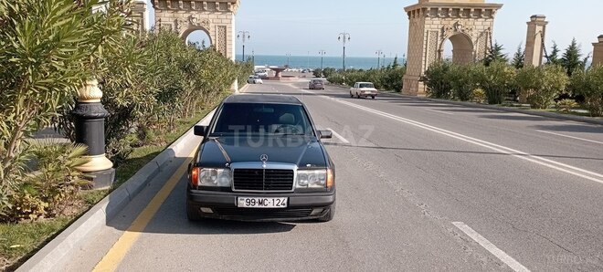 Mercedes E 250 1993, 485,000 km - 2.5 л - Sumqayıt