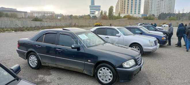 Mercedes C 180 2000, 388,000 km - 1.8 l - Bakı