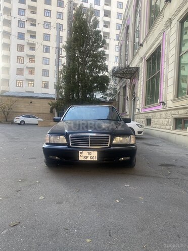Mercedes C 280 2000, 296,000 km - 2.8 l - Bakı