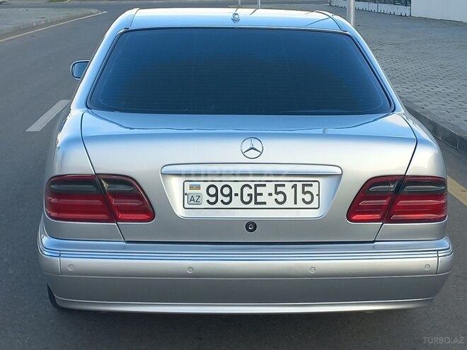 Mercedes E 220 2001, 400,000 km - 2.2 l - Bakı