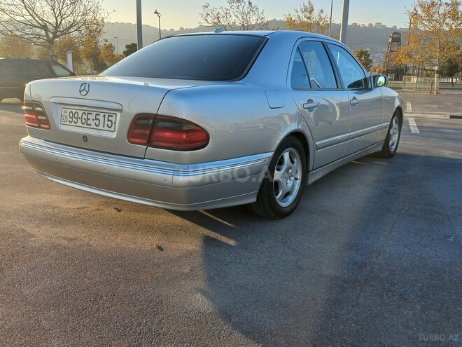 Mercedes E 220 2001, 400,000 km - 2.2 l - Bakı