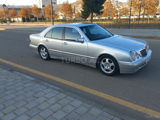 Mercedes E 220 2001, 400,000 km - 2.2 l - Bakı