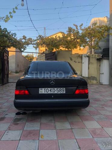 Mercedes E 220 1991, 440,000 km - 2.2 l - Bakı