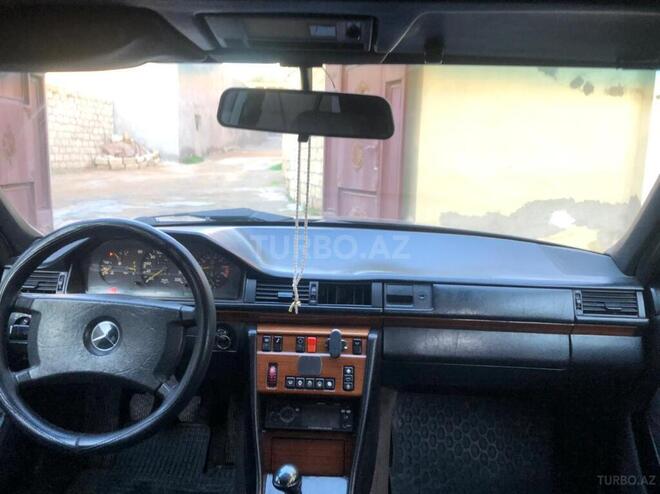 Mercedes E 220 1991, 440,000 km - 2.2 l - Bakı
