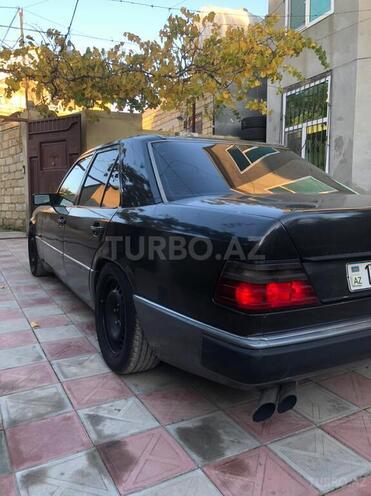 Mercedes E 220 1991, 440,000 km - 2.2 l - Bakı