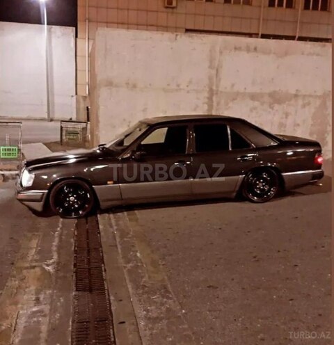 Mercedes E 220 1991, 440,000 km - 2.2 l - Bakı