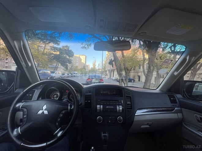 Mitsubishi Pajero 2009, 155,000 km - 3.5 l - Bakı