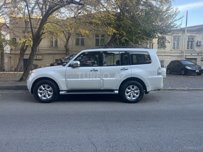 Mitsubishi Pajero 2009, 155,000 km - 3.5 l - Bakı