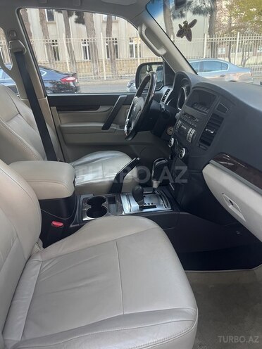 Mitsubishi Pajero 2009, 155,000 km - 3.5 l - Bakı