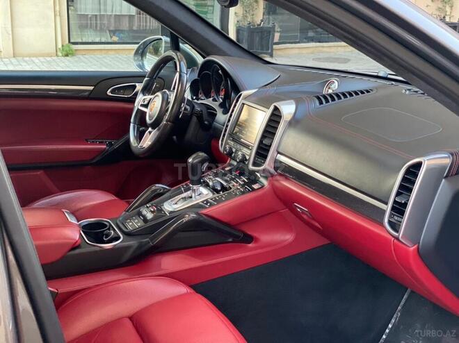 Porsche Cayenne GTS 2015, 63,000 km - 3.6 л - Bakı