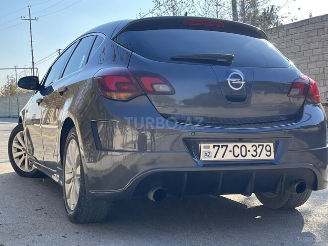 Opel Astra 2012, 135,265 km - 1.4 l - Bakı