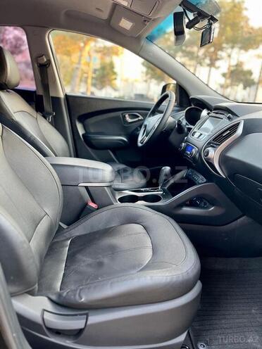 Hyundai ix35 2011, 58,000 km - 2.0 l - Bakı
