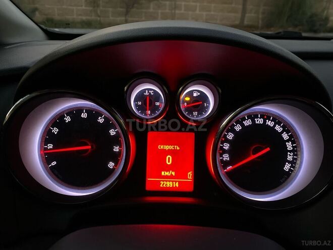 Opel Astra 2011, 229,920 km - 1.4 l - Bakı