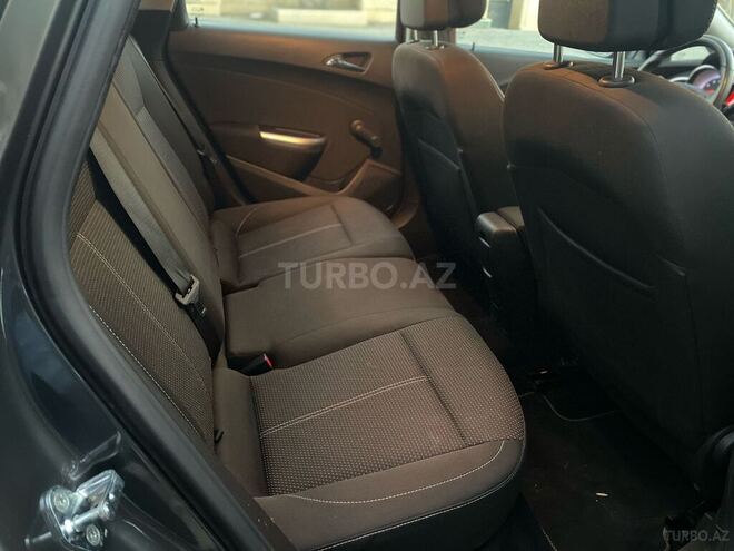 Opel Astra 2011, 229,920 km - 1.4 l - Bakı