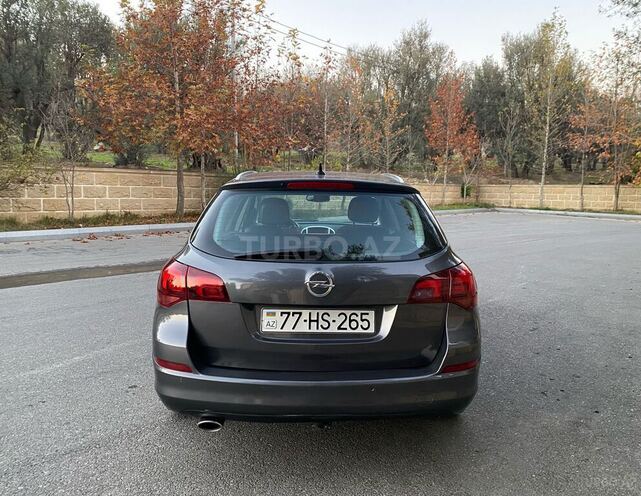 Opel Astra 2011, 229,920 km - 1.4 l - Bakı