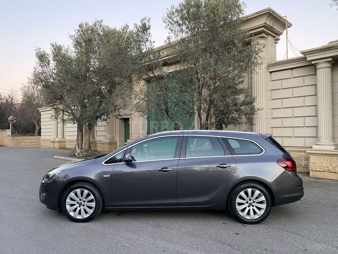 Opel Astra 2011, 229,920 km - 1.4 l - Bakı
