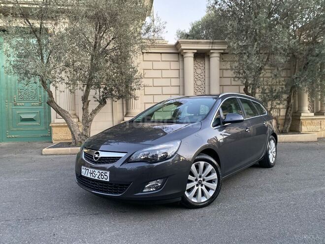 Opel Astra 2011, 229,920 km - 1.4 l - Bakı