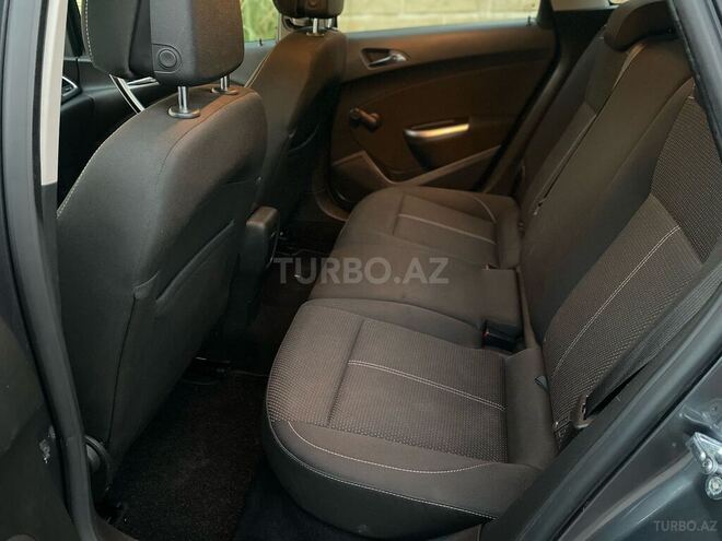 Opel Astra 2011, 229,920 km - 1.4 l - Bakı