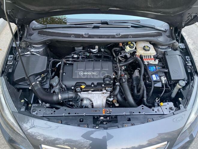 Opel Astra 2011, 229,920 km - 1.4 l - Bakı