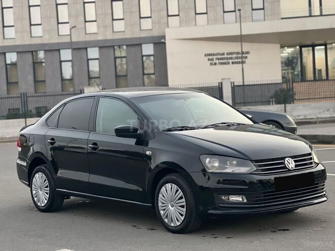 Volkswagen Polo 2018, 182,000 km - 1.6 l - Bakı