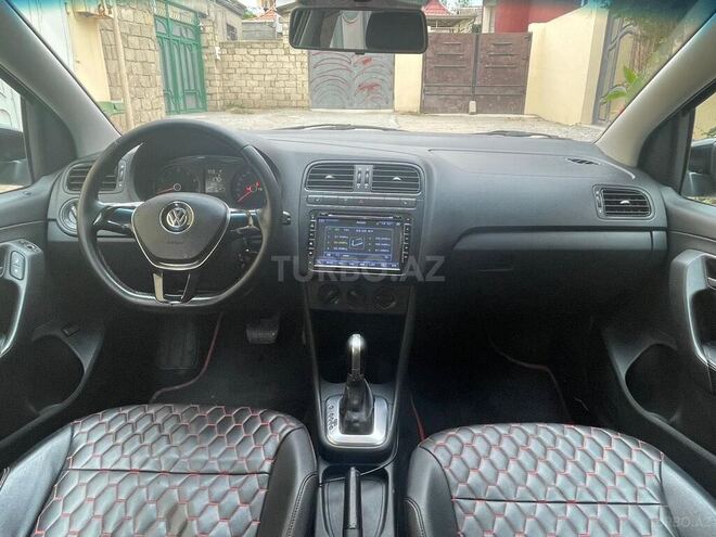 Volkswagen Polo 2018, 182,000 km - 1.6 l - Bakı