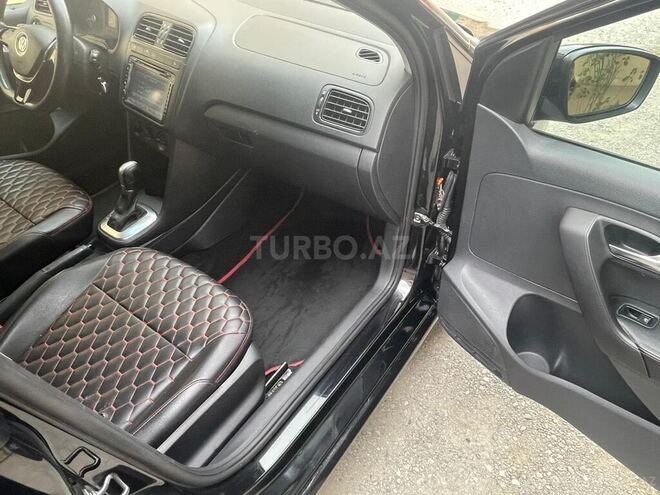 Volkswagen Polo 2018, 182,000 km - 1.6 l - Bakı
