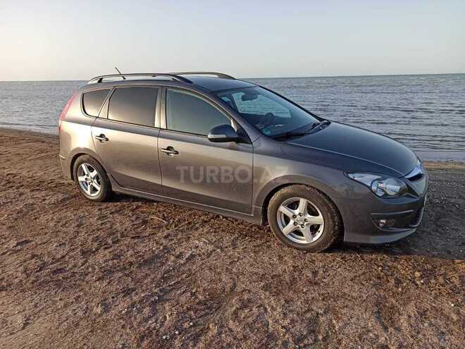 Hyundai i30 2011, 252,553 km - 1.4 l - Neftçala