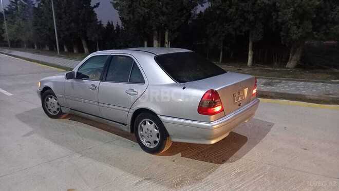 Mercedes C 230 1997, 210,000 km - 2.3 l - Sumqayıt