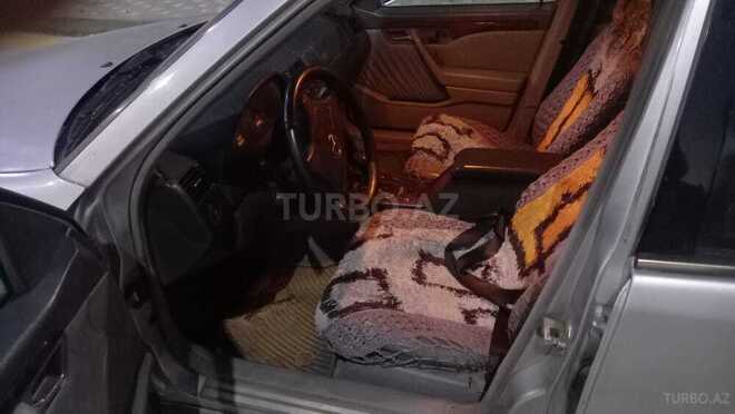 Mercedes C 230 1997, 210,000 km - 2.3 l - Sumqayıt