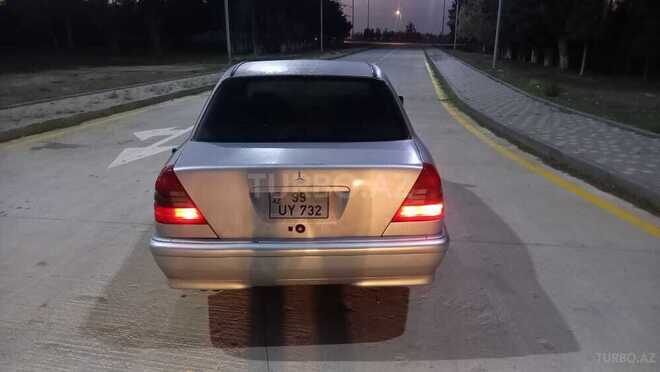 Mercedes C 230 1997, 210,000 km - 2.3 l - Sumqayıt