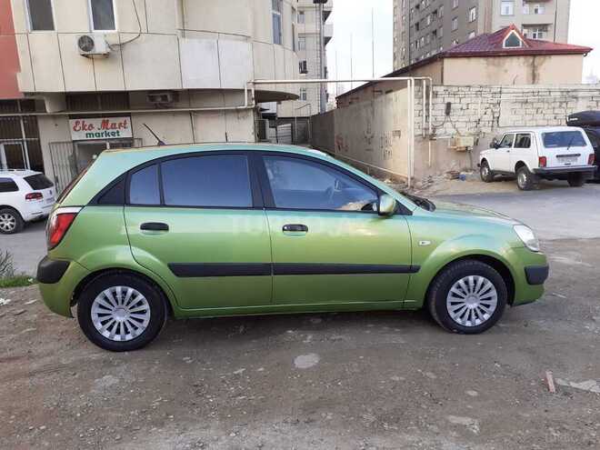 Kia Rio 2005, 240,000 km - 1.4 л - Bakı