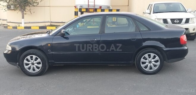 Audi A4 1997, 290,000 km - 1.8 l - Bakı
