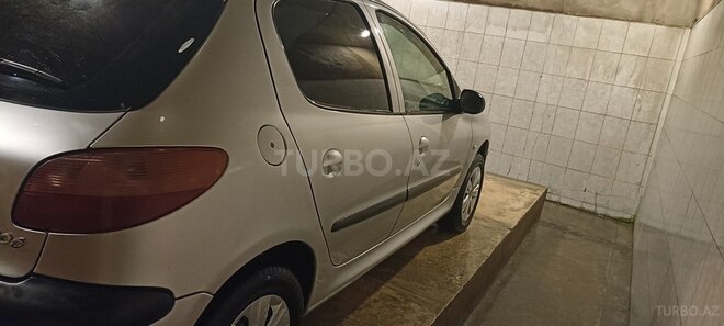 Peugeot 206 2007, 272,536 km - 1.4 l - Sabirabad